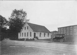 1904